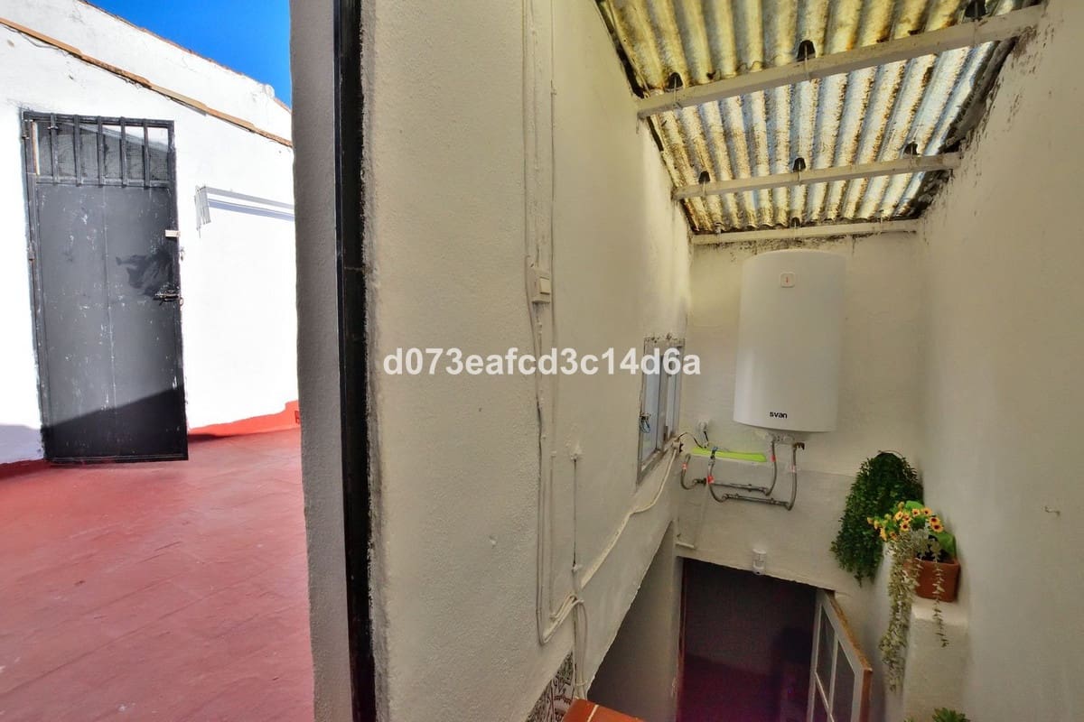 3 makuuhuone Omakotitalo myytävänä paikassa Ronda - 219 000 € (Ref: 10128528)