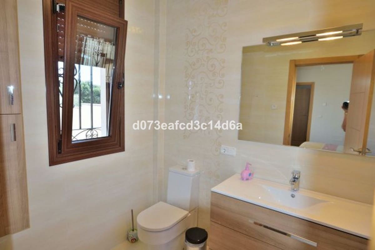 4 Zimmer Villa zu verkaufen in Ronda mit Pool Garage - 396.000 € (Ref: 10128531)