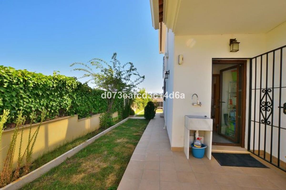 4 Zimmer Villa zu verkaufen in Ronda mit Pool Garage - 396.000 € (Ref: 10128531)