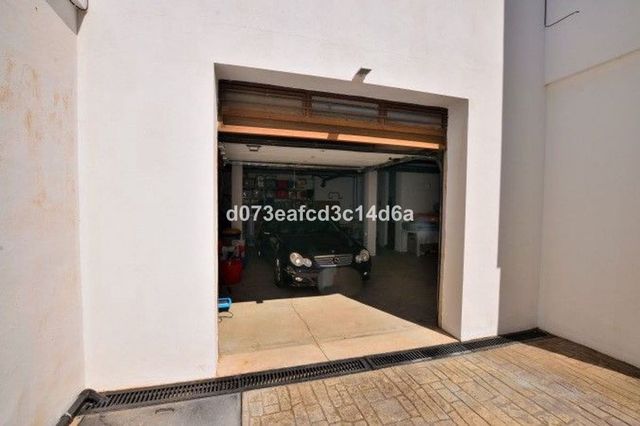 4 Zimmer Villa zu verkaufen in Ronda mit Pool Garage - 396.000 € (Ref: 10128531)