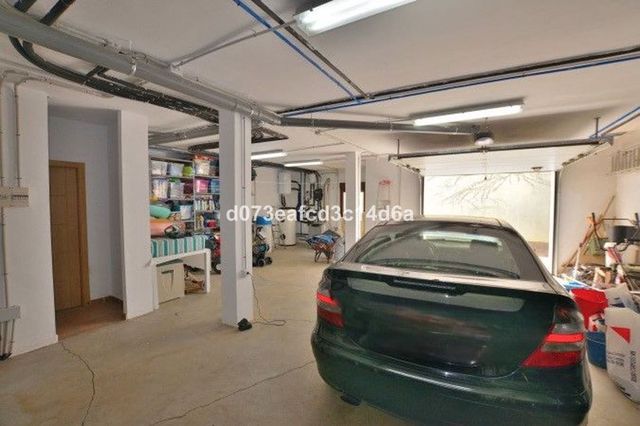 4 Zimmer Villa zu verkaufen in Ronda mit Pool Garage - 396.000 € (Ref: 10128531)