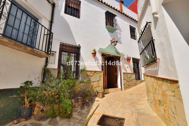 5 camera da letto Casa in vendita in Benaoján con piscina garage - 275.000 € (Rif: 10128532)