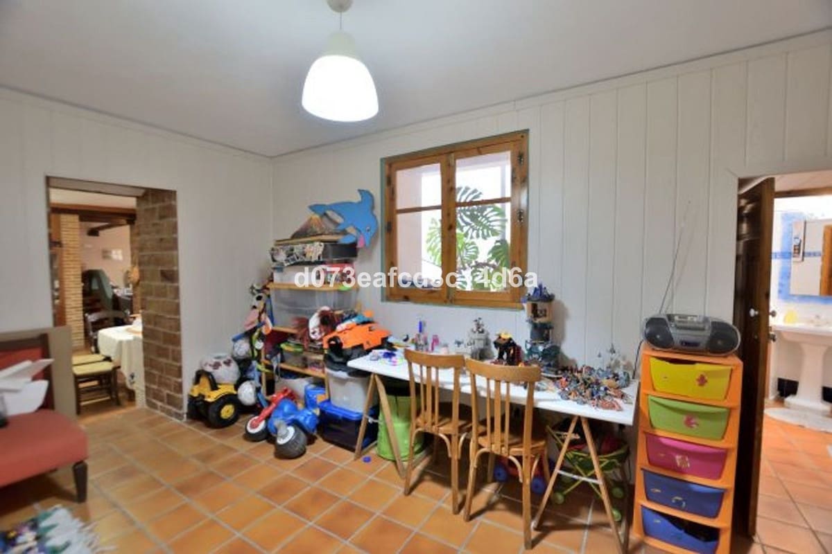5 camera da letto Casa in vendita in Benaojan con piscina garage - 275.000 € (Rif: 10128532)