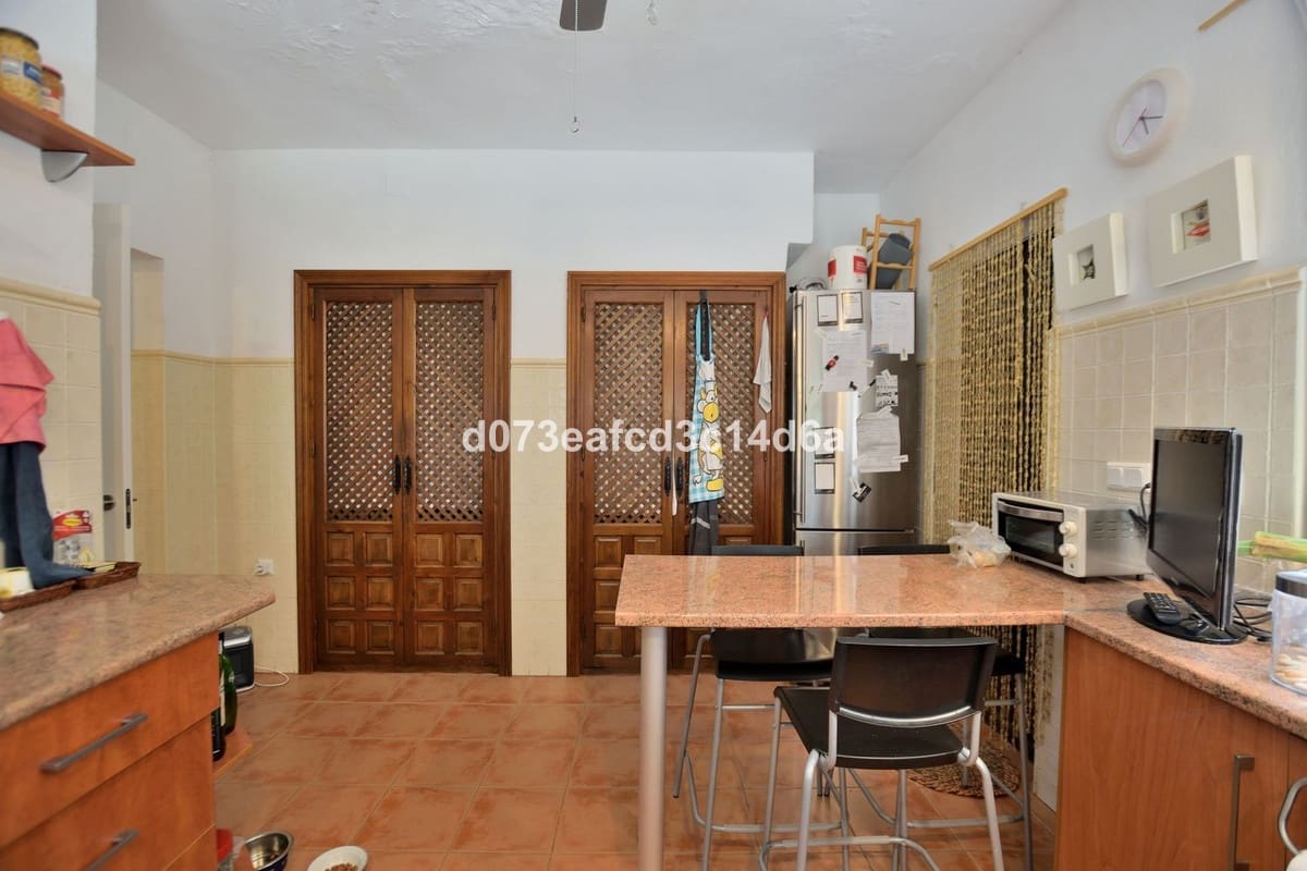 3 Zimmer Villa zu verkaufen in Ronda mit Pool Garage - 490.000 € (Ref: 10128533)