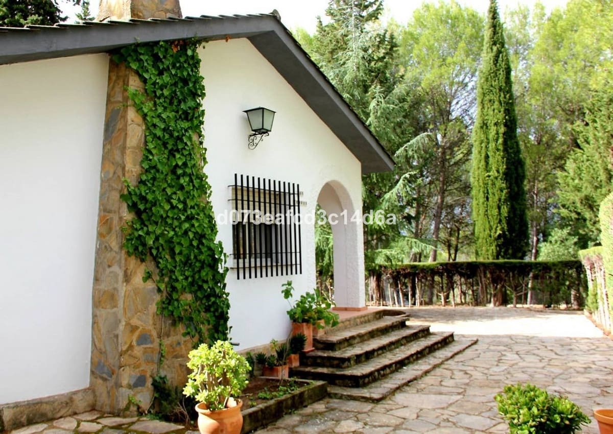 3 Zimmer Villa zu verkaufen in Ronda mit Pool Garage - 490.000 € (Ref: 10128533)