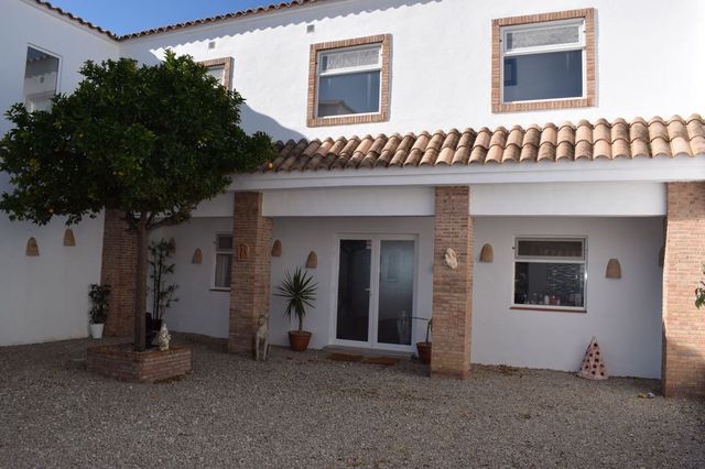 10 quarto Quinta/Casa Rural para venda em Ronda com piscina - 1 500 000 € (Ref: 10128540)