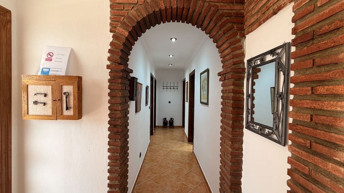 3 bedroom Finca/Country House for sale in Almogia with pool garage - € 259,000 (Ref: 10128544)