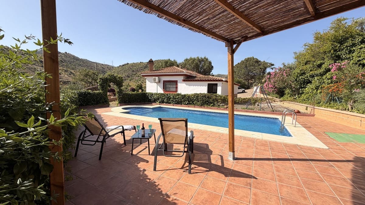 3 bedroom Finca/Country House for sale in Almogia with pool garage - € 259,000 (Ref: 10128544)