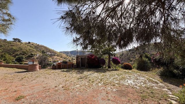 Finca/Casa Rural de 3 habitaciones en Almogía en venta con piscina garaje - 259.000 € (Ref: 10128544)