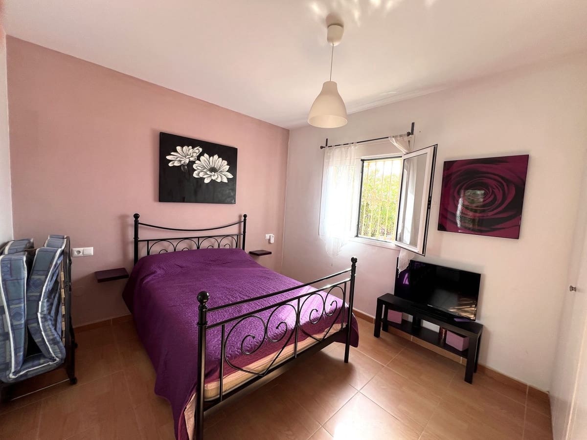 3 quarto Moradia para venda em Canillas de Aceituno com piscina garagem - 281 400 € (Ref: 10128550)