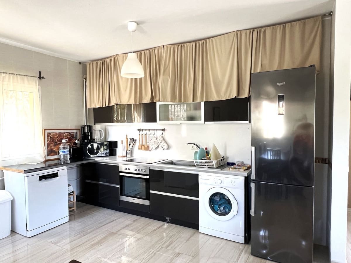 3 quarto Moradia para venda em Canillas de Aceituno com piscina garagem - 281 400 € (Ref: 10128550)