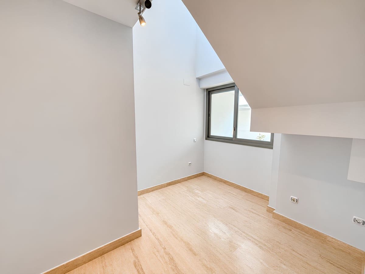3 slaapkamer Appartement te koop in La Cala de Mijas met zwembad garage - € 465.000 (Ref: 10128554)