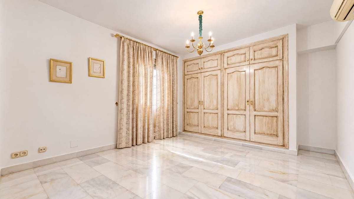 7 soverom Villa til salgs i Arroyo de la Miel - € 780 000 (Ref: 10128558)