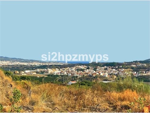 2 Zimmer Villa zu verkaufen in Benamocarra mit Pool Garage - 339.000 € (Ref: 10128561)