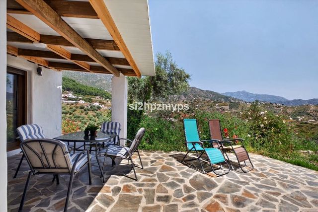1 soveværelse Villa til salg i Frigiliana med garage - € 249.000 (Ref: 10128562)
