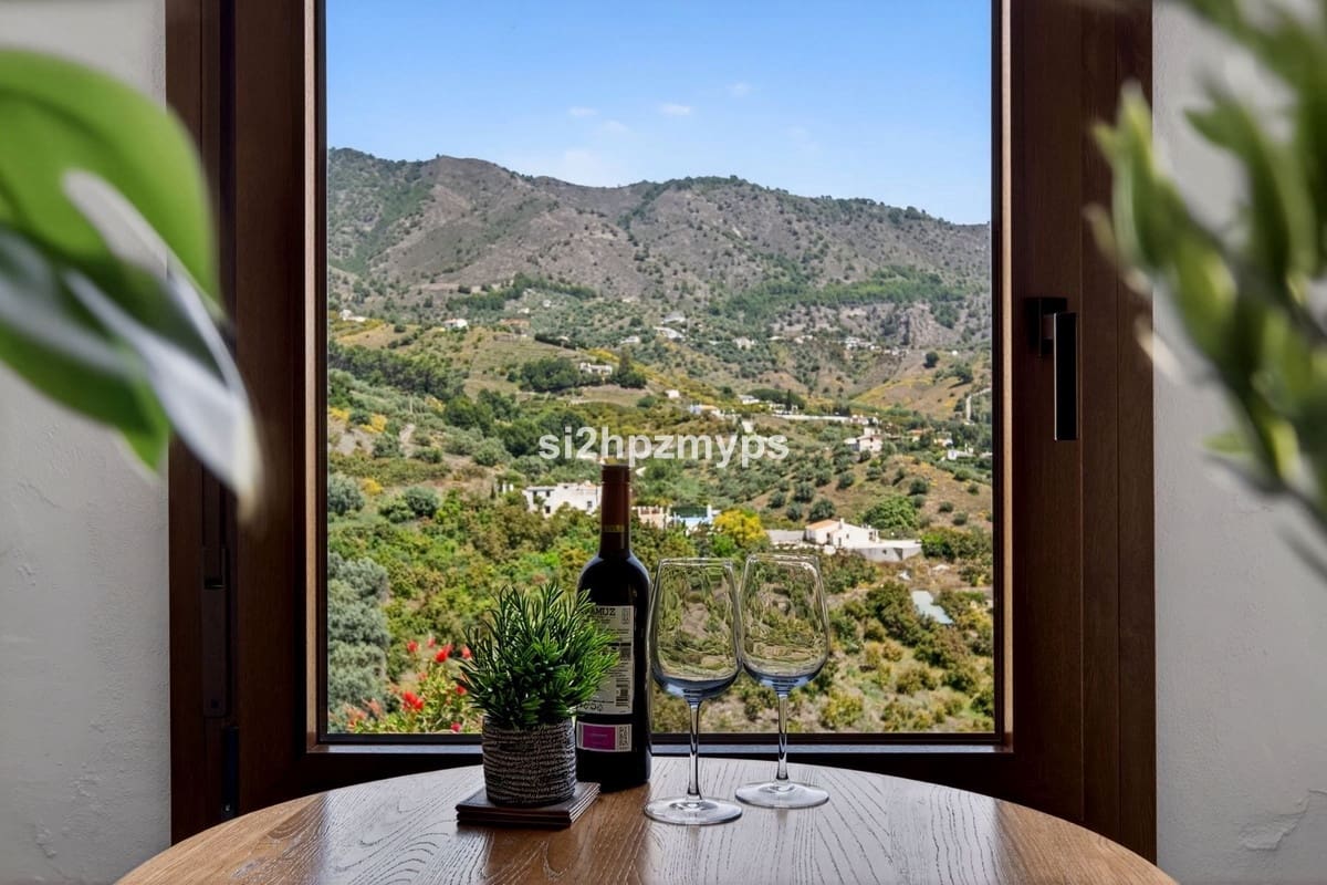 1 soveværelse Villa til salg i Frigiliana med garage - € 249.000 (Ref: 10128562)