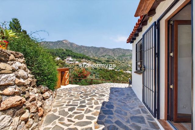 1 soveværelse Villa til salg i Frigiliana med garage - € 249.000 (Ref: 10128562)