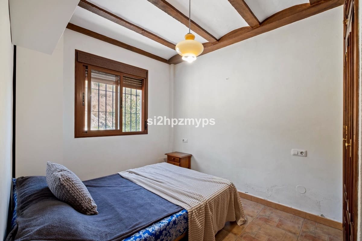 2 bedroom Villa for sale in Frigiliana with pool garage - € 299,000 (Ref: 10128563)