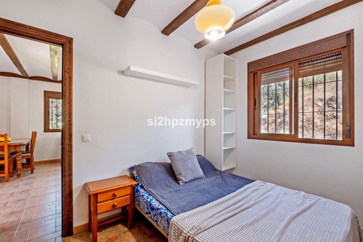 2 bedroom Villa for sale in Frigiliana with pool garage - € 299,000 (Ref: 10128563)