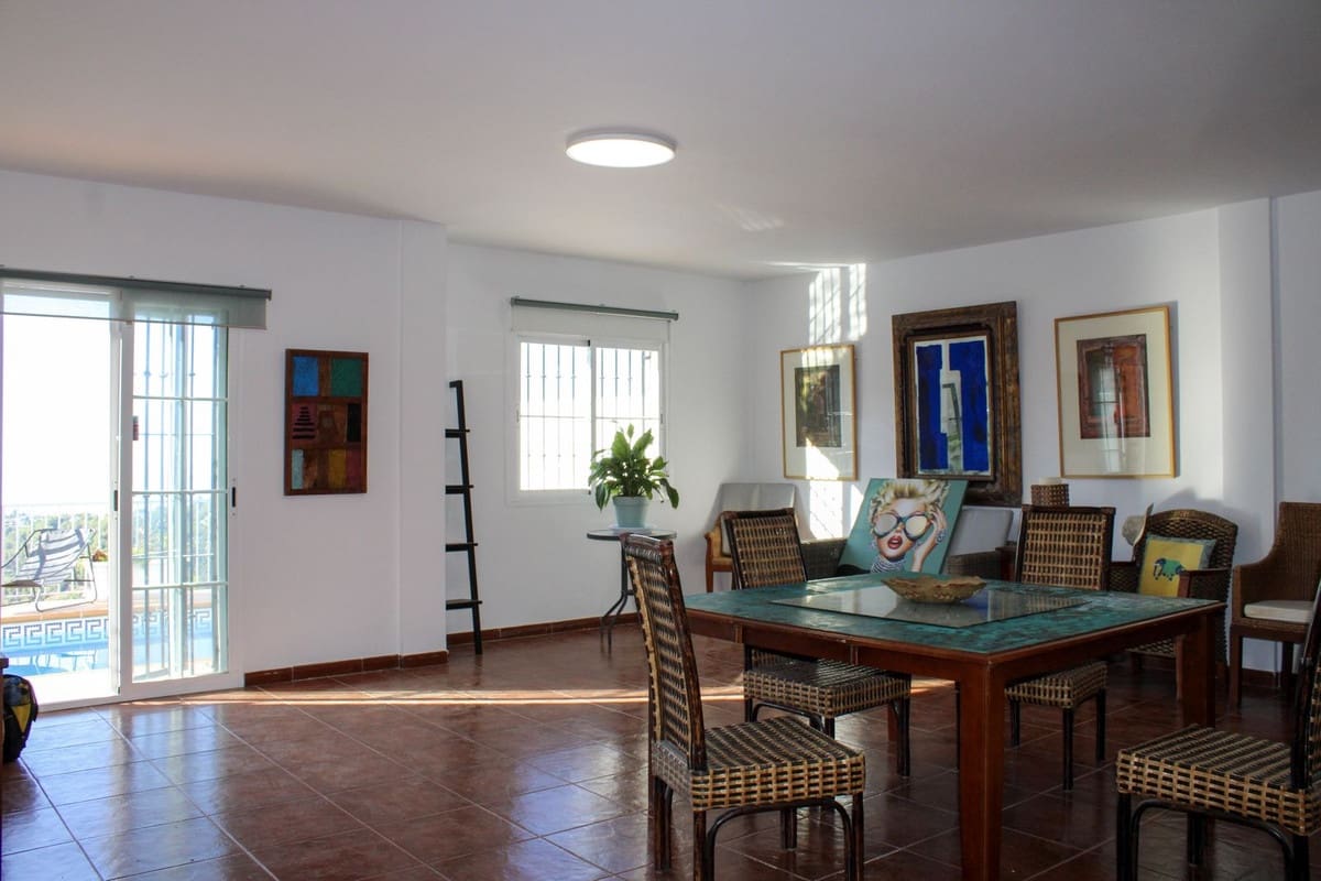 3 chambre Villa/Maison à vendre à Frigiliana avec piscine garage - 950 000 € (Ref: 10128564)