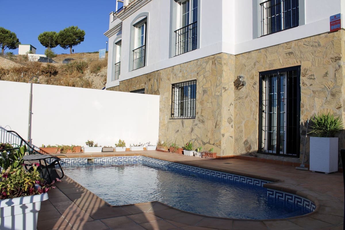3 chambre Villa/Maison à vendre à Frigiliana avec piscine garage - 950 000 € (Ref: 10128564)