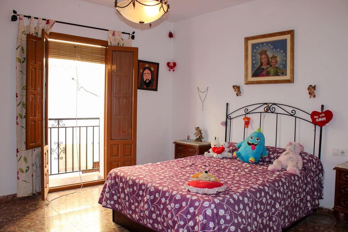 4 sovrum Lägenhet till salu i Frigiliana - 319 900 € (Ref: 10128567)