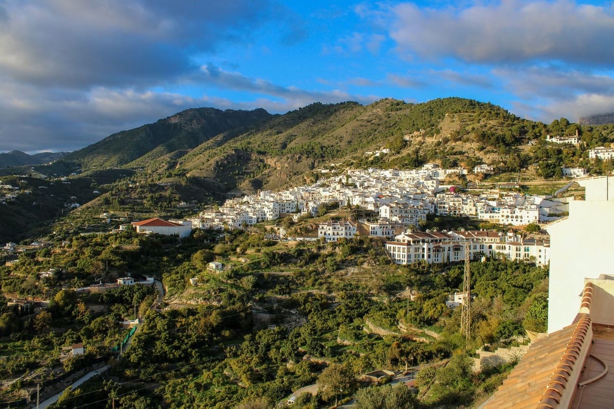 4 sovrum Lägenhet till salu i Frigiliana - 319 900 € (Ref: 10128567)