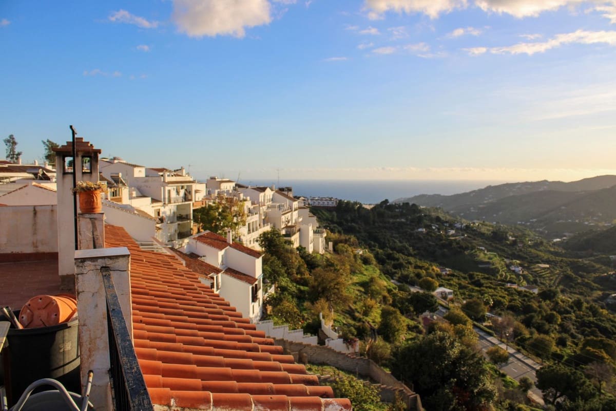 4 sovrum Lägenhet till salu i Frigiliana - 319 900 € (Ref: 10128567)