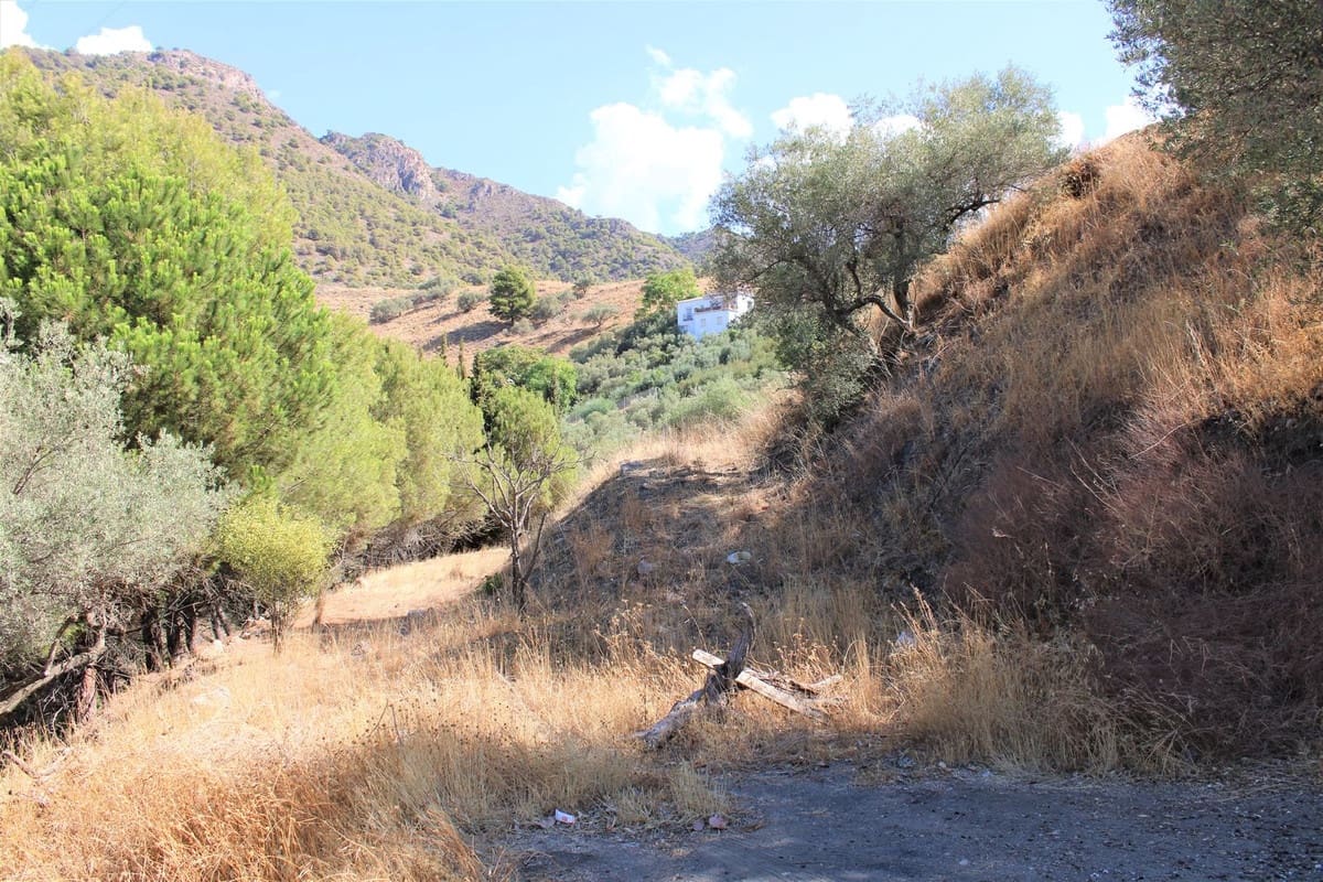 Chalet de 3 habitaciones en Frigiliana en venta con garaje - 950.000 € (Ref: 10128568)