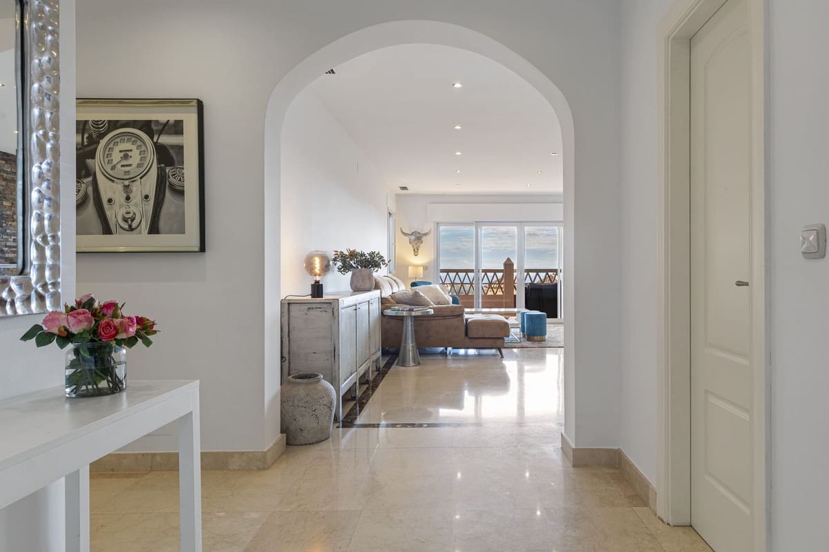 3 soveværelse Lejlighed til salg i Benahavis med swimmingpool garage - € 620.000 (Ref: 10128570)