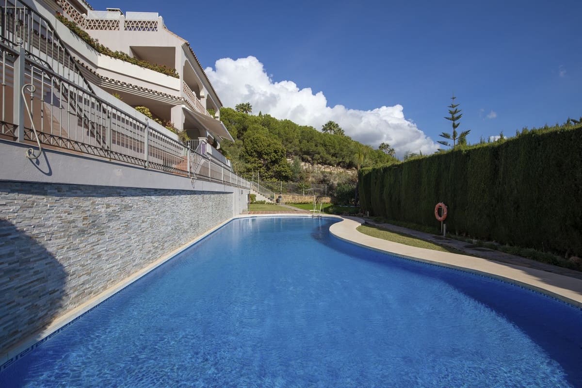 3 soveværelse Lejlighed til salg i Benahavis med swimmingpool garage - € 620.000 (Ref: 10128570)