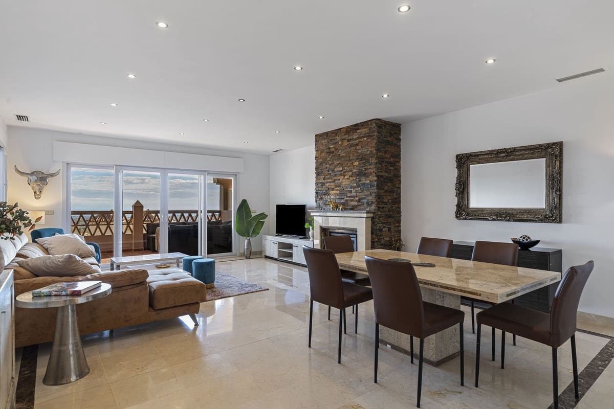 3 soveværelse Lejlighed til salg i Benahavis med swimmingpool garage - € 620.000 (Ref: 10128570)