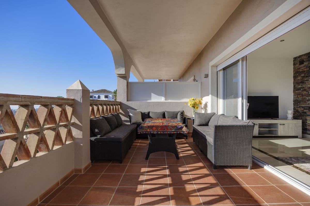 3 soveværelse Lejlighed til salg i Benahavis med swimmingpool garage - € 620.000 (Ref: 10128570)