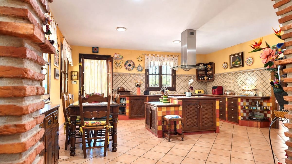 5 soverom Finca/Herregård til salgs i Ronda med svømmebasseng garasje - € 1 600 000 (Ref: 10128574)
