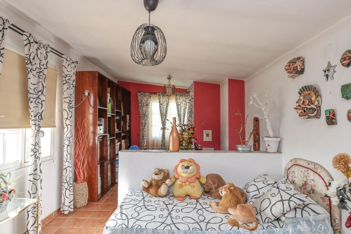 2 sypialnia Willa na sprzedaż w Cartama z basenem - 240 000 € (Ref: 10128577)