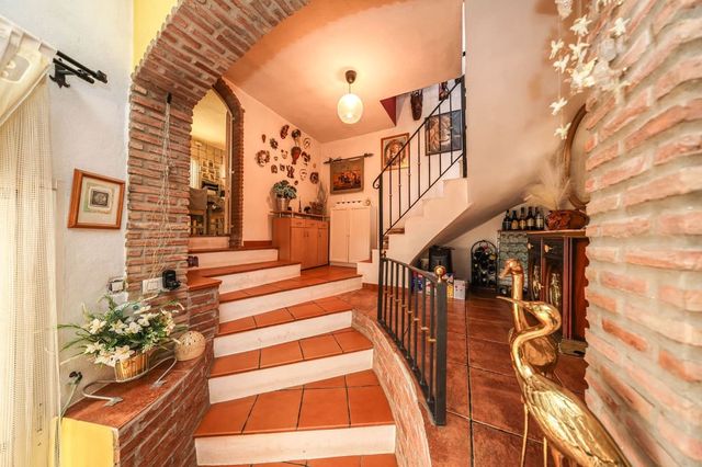 2 chambre Villa/Maison à vendre à Cártama avec piscine - 240 000 € (Ref: 10128577)