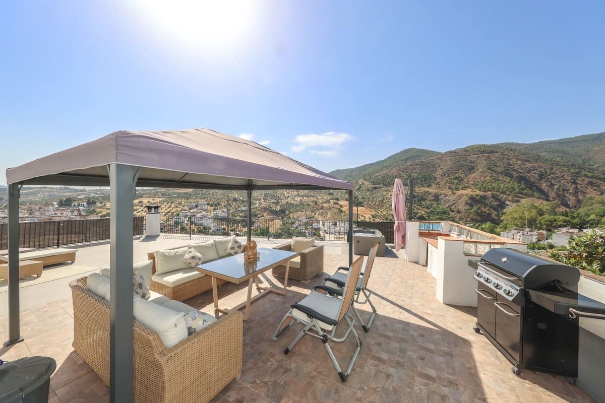 3 quarto Casa em Banda para venda em Tolox - 195 000 € (Ref: 10128578)