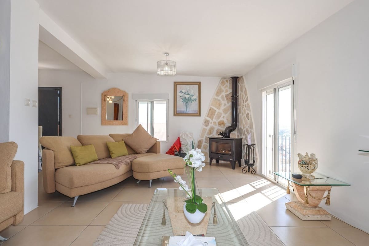 3 quarto Casa em Banda para venda em Tolox - 195 000 € (Ref: 10128578)