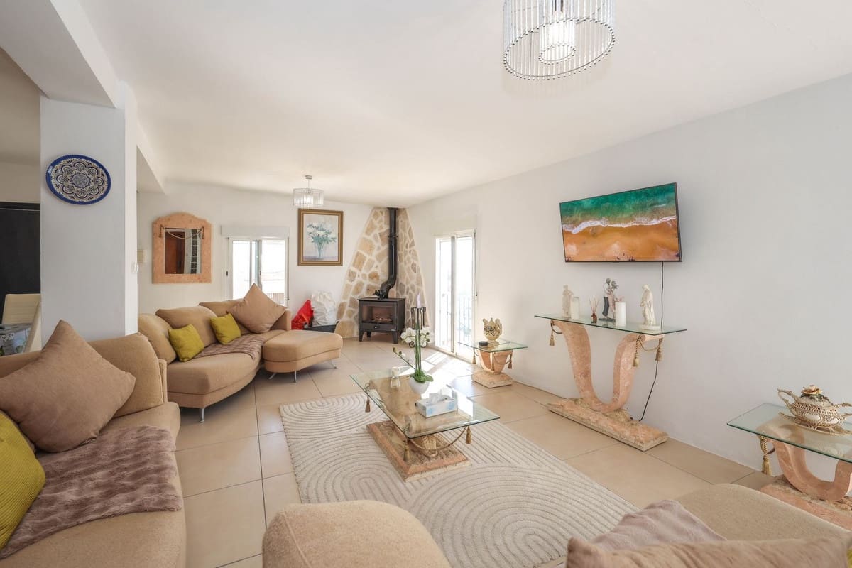 3 quarto Casa em Banda para venda em Tolox - 195 000 € (Ref: 10128578)