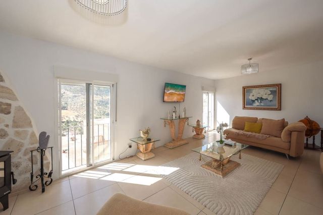 3 quarto Casa em Banda para venda em Tolox - 195 000 € (Ref: 10128578)