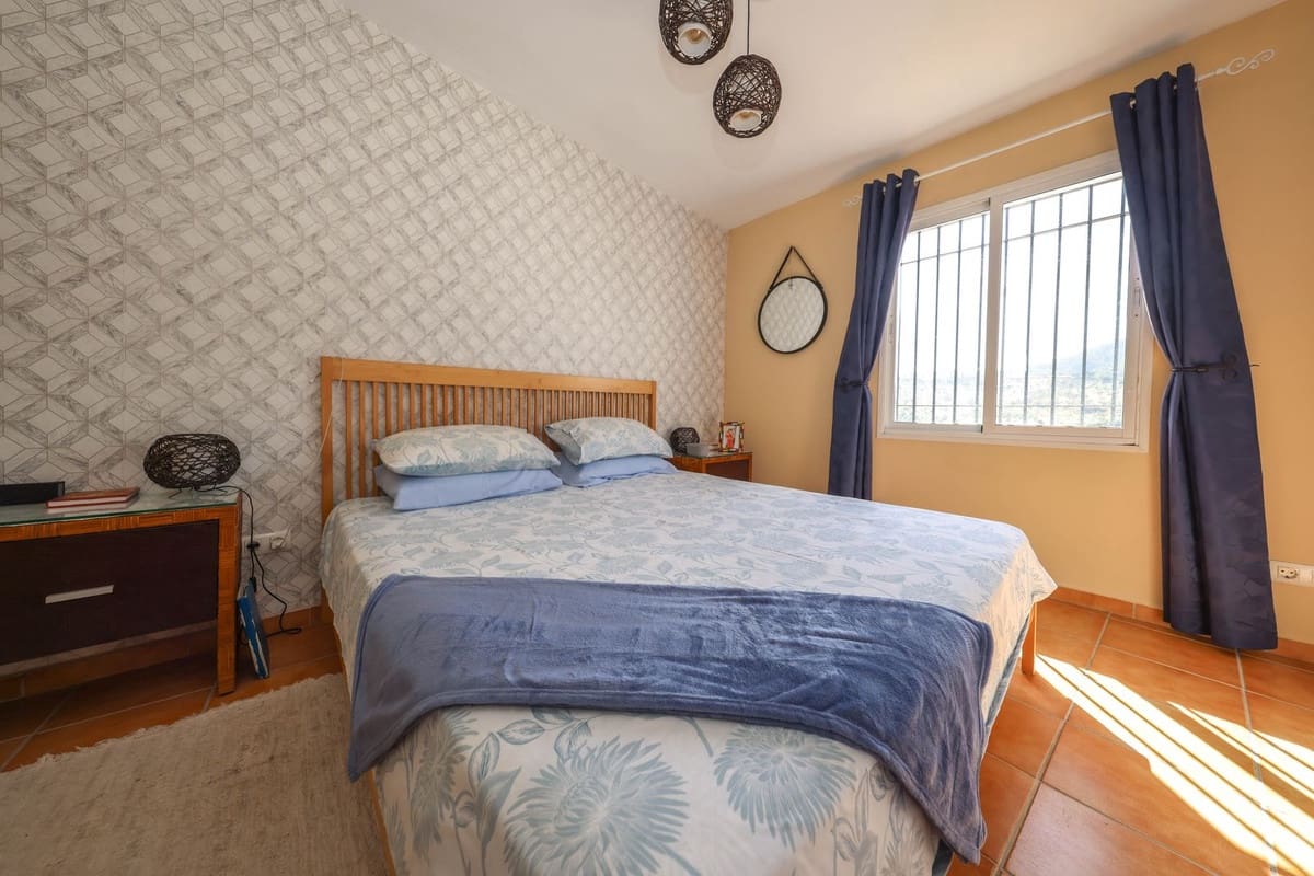 3 quarto Casa em Banda para venda em Tolox - 195 000 € (Ref: 10128578)