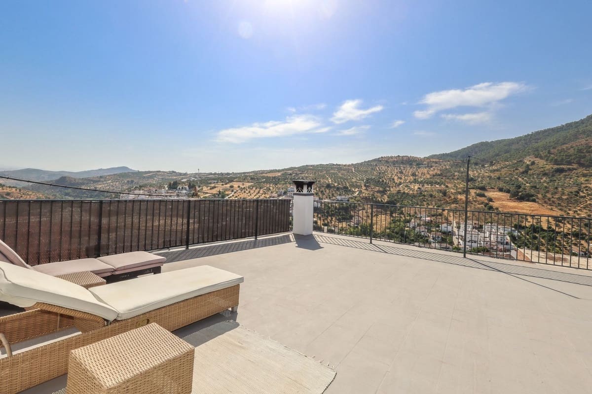 3 quarto Casa em Banda para venda em Tolox - 195 000 € (Ref: 10128578)