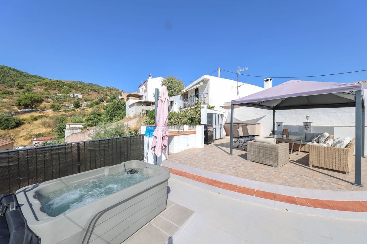 3 quarto Casa em Banda para venda em Tolox - 195 000 € (Ref: 10128578)