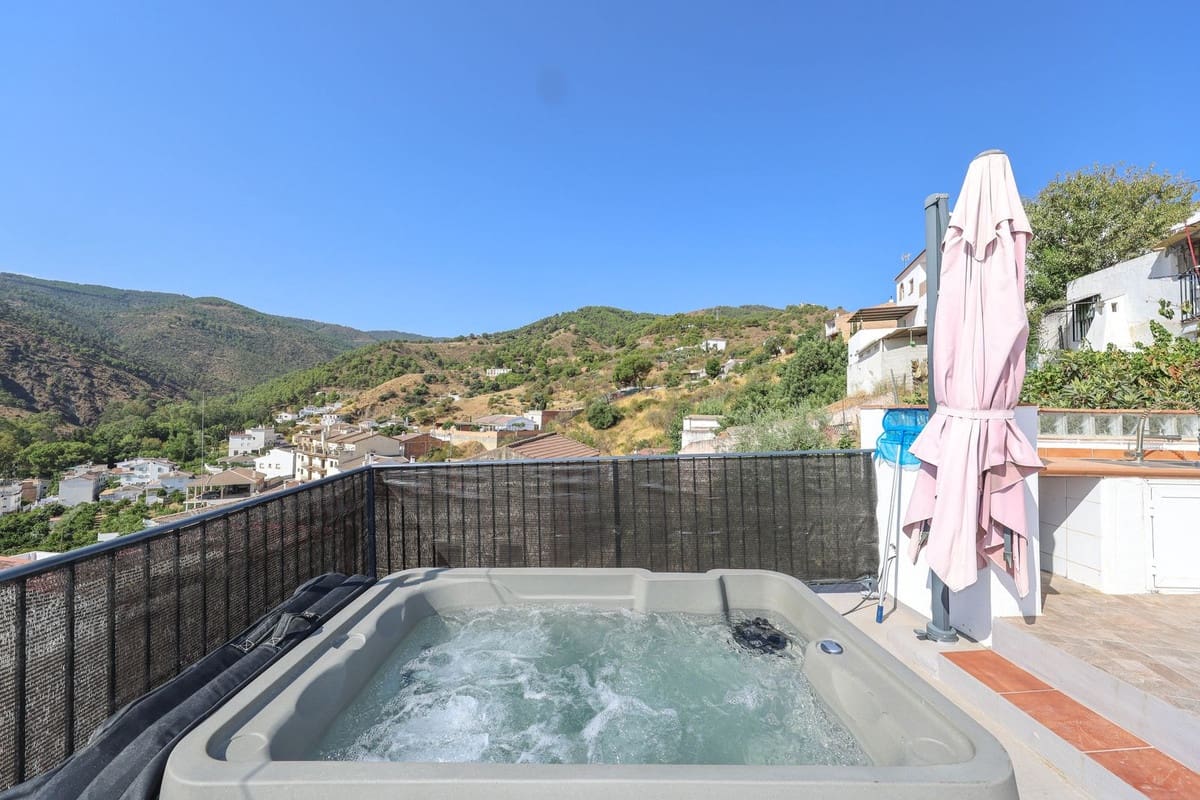 3 quarto Casa em Banda para venda em Tolox - 195 000 € (Ref: 10128578)