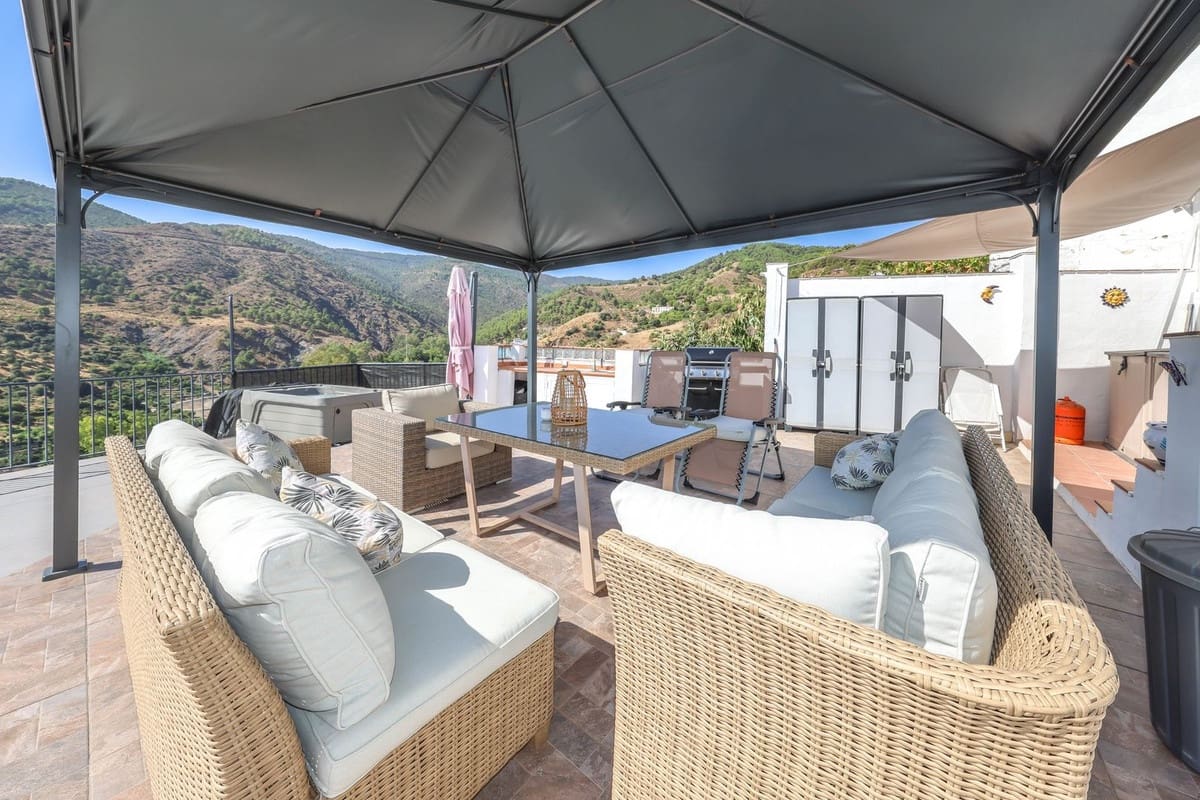 3 quarto Casa em Banda para venda em Tolox - 195 000 € (Ref: 10128578)