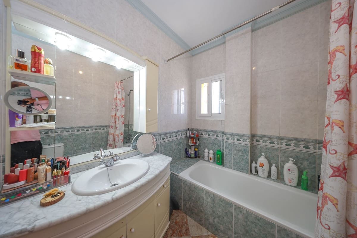 3 bedroom Finca/Country House for sale in Alora with pool garage - € 580,000 (Ref: 10128580)