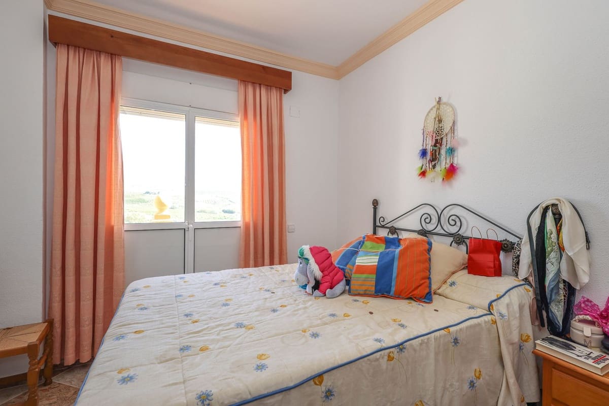 3 bedroom Finca/Country House for sale in Alora with pool garage - € 580,000 (Ref: 10128580)