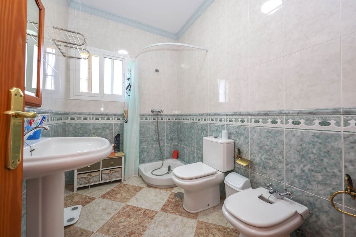 3 bedroom Finca/Country House for sale in Alora with pool garage - € 580,000 (Ref: 10128580)