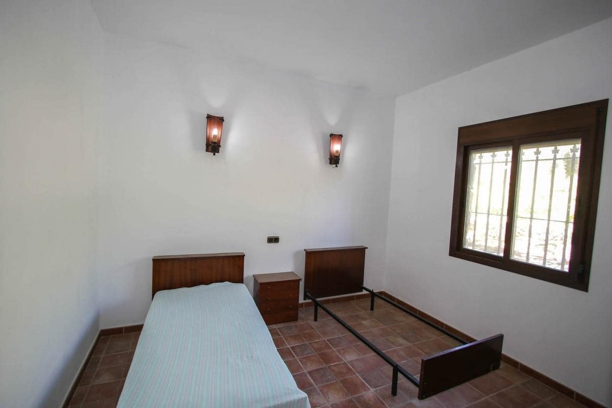 3 sovrum Villa till salu i Pizarra med pool garage - 625 000 € (Ref: 10128581)