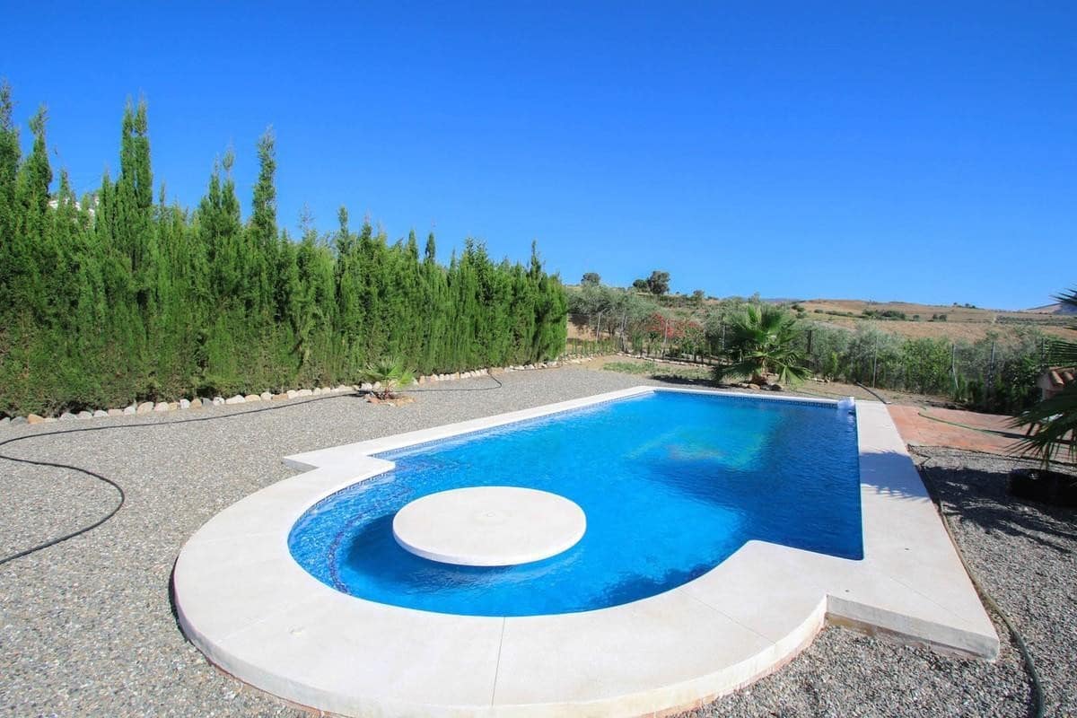 3 sovrum Villa till salu i Pizarra med pool garage - 625 000 € (Ref: 10128581)